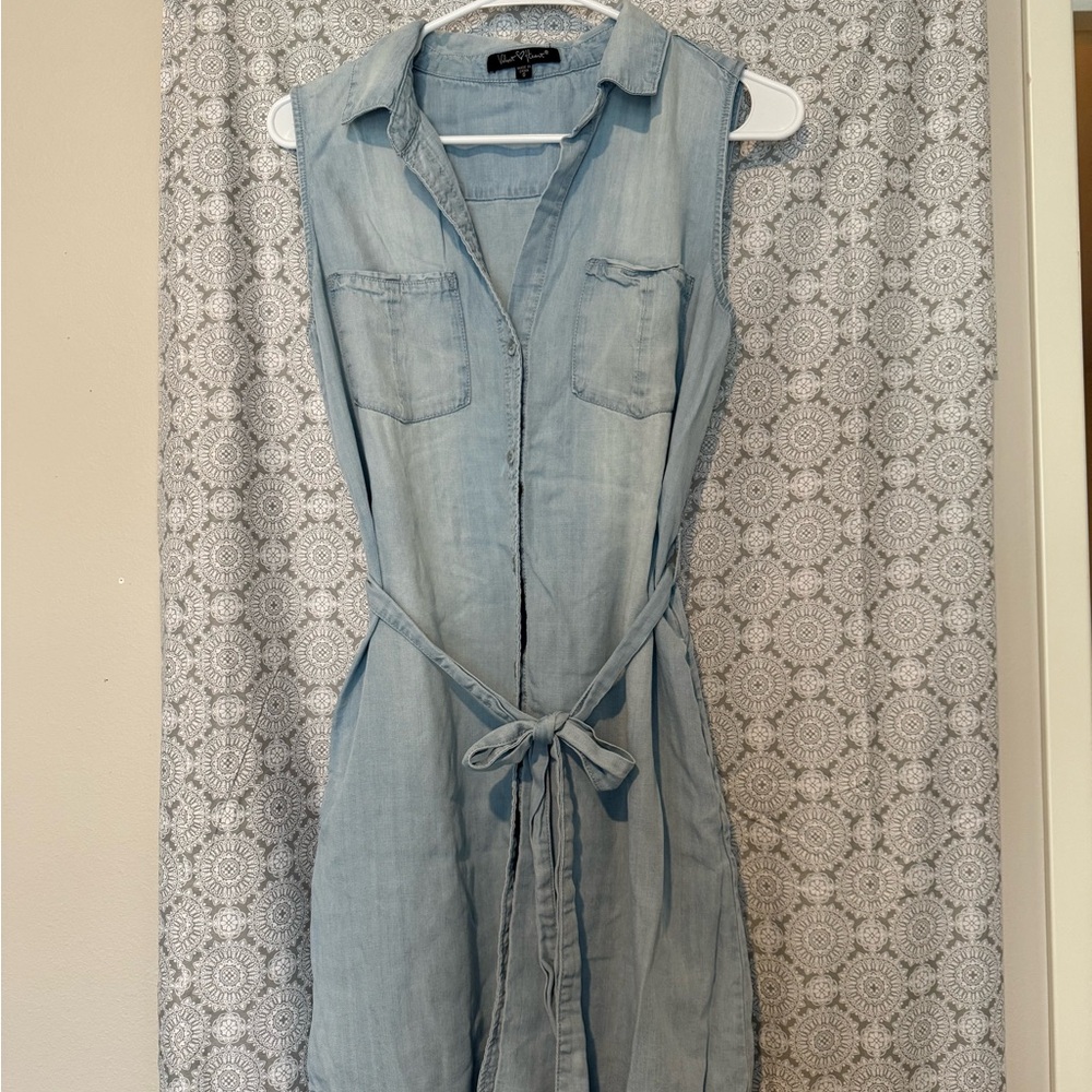 Velvet Heart Light Blue Jean Sleeveless Dress